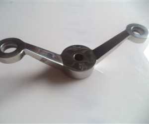 CHÂN NHỆN 2 CHÂN VVP